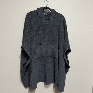 Barefoot Dreams The Cozy CozyChic Poncho in Dark Gray, OS